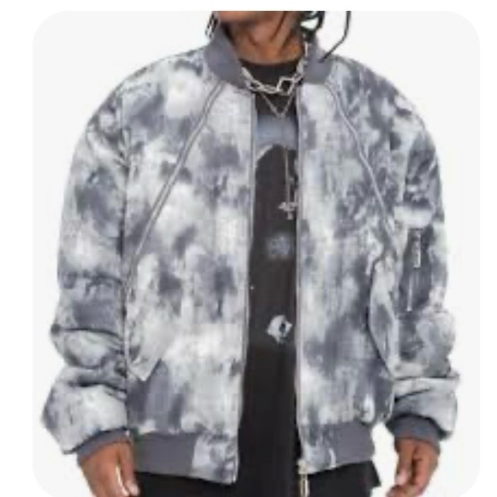 Men’s BEGOING bomber jacket with a gray and black  watercolor pattern size M